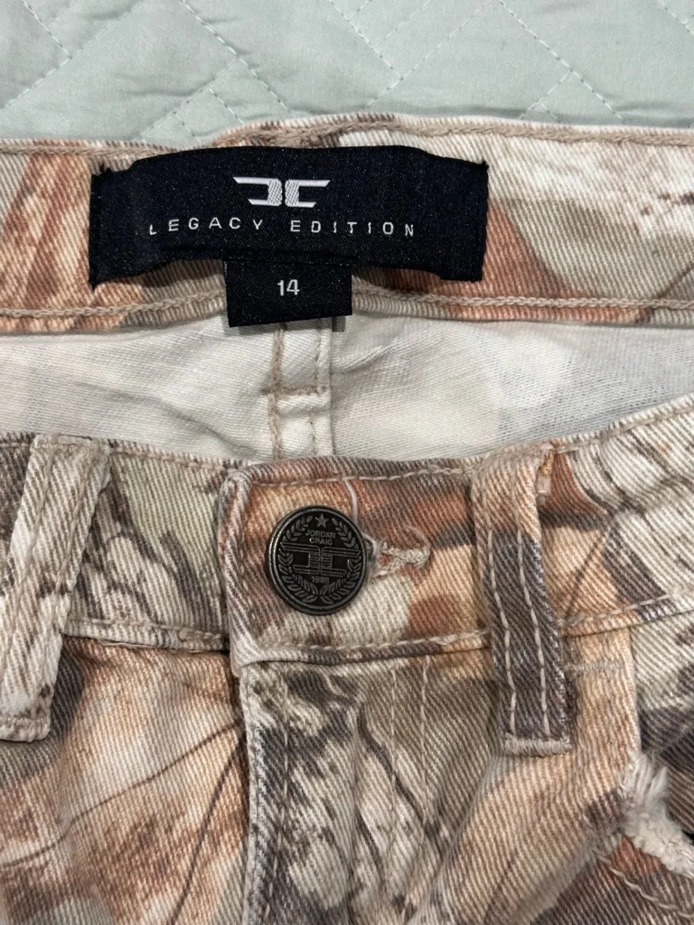 Jordan Craig Stacked Camo Jeans Men’s Size 14 Skinny Distressed Raw Hem - Picture 2 of 6
